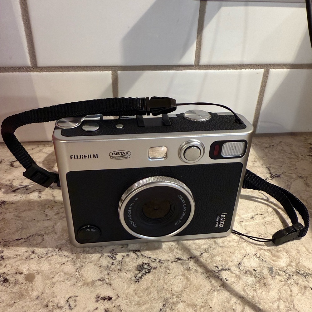 Fujifilm Instax Mini Evo